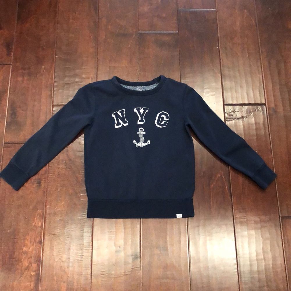 NYC Sweater - Picture 7 of 9